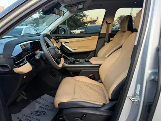 Geely Boyue L 2023 1.5TD DCT Acabado premium exterior foto 4 Geely Boyue L 2023 1.5TD DCT Acabado premium exterior foto 4
