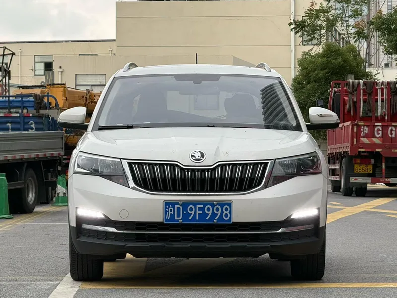 Skoda Kamiq 2018 1.5L Automatic Comfort Version Country VI exterior photo 2 Skoda Kamiq 2018 1.5L Automatic Comfort Version Country VI exterior photo 2