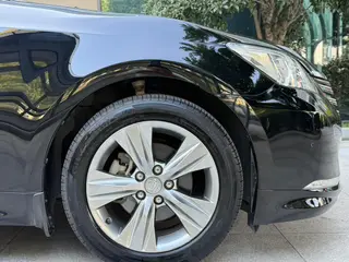 Toyota Crown 2017 2.0T Version sportive extérieur photo 8 Toyota Crown 2017 2.0T Version sportive extérieur photo 8