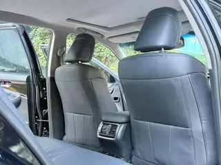 Toyota Crown 2017 2.0T Version sportive intérieur photo 11 Toyota Crown 2017 2.0T Version sportive intérieur photo 11