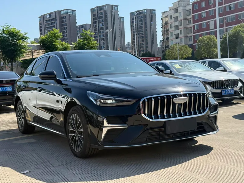 Geely Emgrand 2026 5th Gen 1.5T DCT Flagship exterior photo 2 Geely Emgrand 2026 5th Gen 1.5T DCT Flagship exterior photo 2