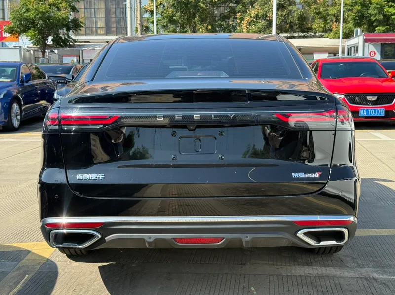 Geely Emgrand 2026 5th Gen 1.5T DCT Flagship exterior photo 4 Geely Emgrand 2026 5th Gen 1.5T DCT Flagship exterior photo 4