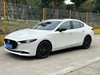 Mazda Mazda3 Axela 2023 2.0L Versión de calidad automática exterior foto 1 Mazda Mazda3 Axela 2023 2.0L Versión de calidad automática exterior foto 1