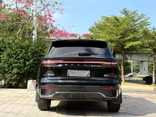 Geely Monjaro 2025 2.0TD High-power automatic two-wheel drive oriental obsidian star version interior photo 8 Geely Monjaro 2025 2.0TD High-power automatic two-wheel drive oriental obsidian star version interior photo 8