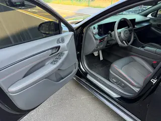 Hyundai Sonata 2024 2.0T N Line Max interior photo 16 Hyundai Sonata 2024 2.0T N Line Max interior photo 16