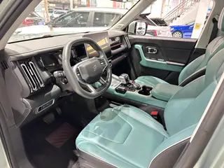 Jetour Freedom 2025 2.0TD XWD Conquérir intérieur photo 8 Jetour Freedom 2025 2.0TD XWD Conquérir intérieur photo 8