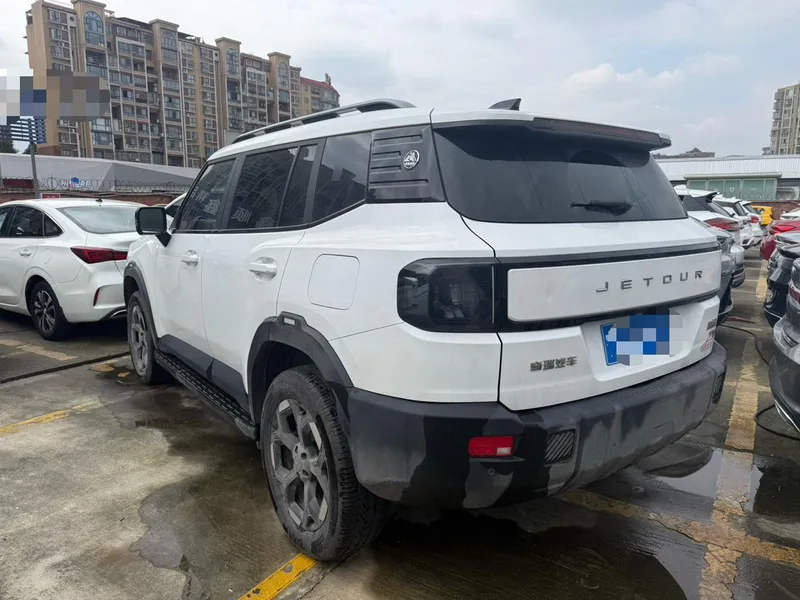Jetour Freedom 2025 2.0TD XWD Conquer interior photo 8 Jetour Freedom 2025 2.0TD XWD Conquer interior photo 8
