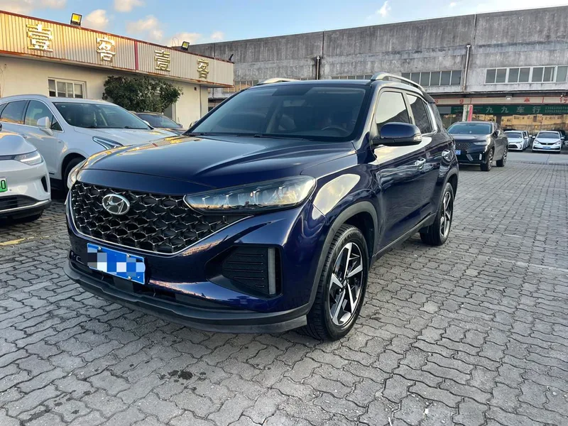 Hyundai ix35 2021 2.0L Automatic two-wheel drive leading version GLS exterior photo 1 Hyundai ix35 2021 2.0L Automatic two-wheel drive leading version GLS exterior photo 1
