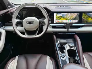 Geely Monjaro 2021 2.0TD DCT EVO Two-drive flagship type interior photo 10 Geely Monjaro 2021 2.0TD DCT EVO Two-drive flagship type interior photo 10