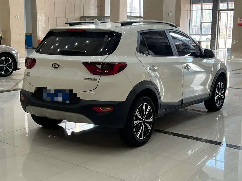 Kia Stonic 2019 1.4L Automatic Sports Edition Country VI exterior photo 4 Kia Stonic 2019 1.4L Automatic Sports Edition Country VI exterior photo 4
