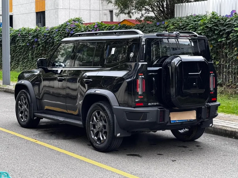Jetour T2 2026 Horse Edition 2.0TD XWD Time travel exterior photo 8 Jetour T2 2026 Horse Edition 2.0TD XWD Time travel exterior photo 8