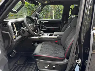 Jetour T2 2026 Horse Edition 2.0TD XWD Time travel interior photo 13 Jetour T2 2026 Horse Edition 2.0TD XWD Time travel interior photo 13