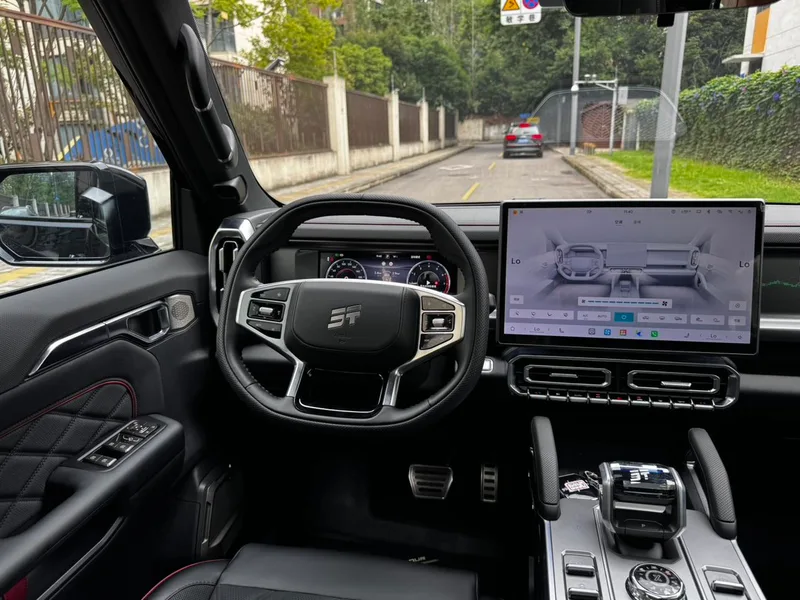 Jetour T2 2026 Horse Edition 2.0TD XWD Time travel interior photo 16 Jetour T2 2026 Horse Edition 2.0TD XWD Time travel interior photo 16