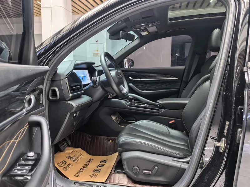 Geely Monjaro 2024 2.0TD DCT EVO Two-wheel drive Changfeng version interior photo 12 Geely Monjaro 2024 2.0TD DCT EVO Two-wheel drive Changfeng version interior photo 12
