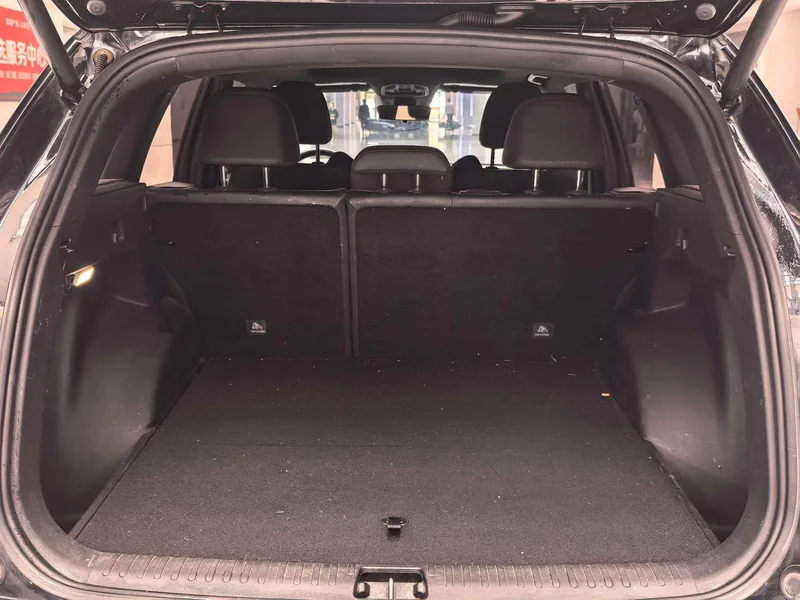 Geely Monjaro 2024 2.0TD DCT EVO Two-wheel drive Changfeng version interior photo 15 Geely Monjaro 2024 2.0TD DCT EVO Two-wheel drive Changfeng version interior photo 15