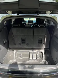 Toyota Sienna 2024 Double moteur 2.5L Version de luxe intérieur photo 13 Toyota Sienna 2024 Double moteur 2.5L Version de luxe intérieur photo 13
