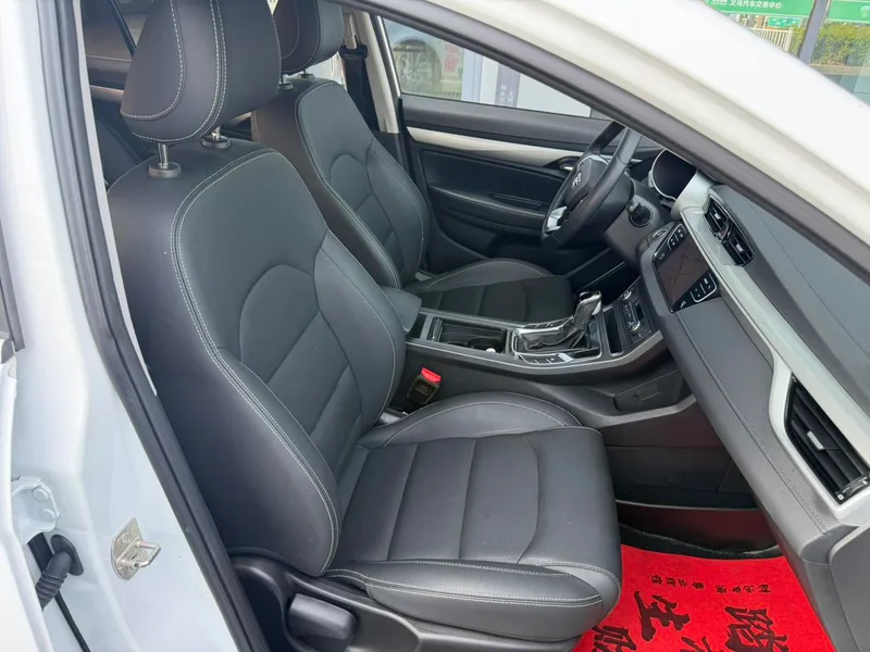 Geely Emgrand 2020 1.5L CVT Up version exterior photo 8 Geely Emgrand 2020 1.5L CVT Up version exterior photo 8