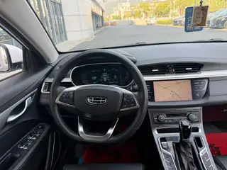 Geely Emgrand 2020 1.5L CVT Up version interior photo 10 Geely Emgrand 2020 1.5L CVT Up version interior photo 10