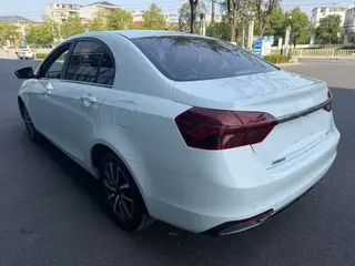Geely Emgrand 2020 1.5L CVT Up version interior photo 12 Geely Emgrand 2020 1.5L CVT Up version interior photo 12