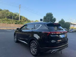Jetour X70 PLUS 2023 1.5T DCT Brave person PLUS 7 seat interior photo 7 Jetour X70 PLUS 2023 1.5T DCT Brave person PLUS 7 seat interior photo 7