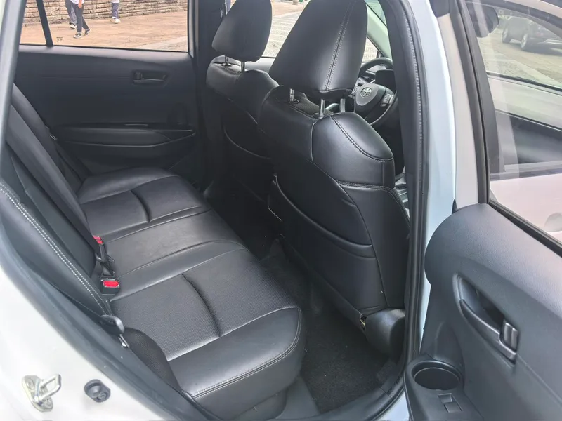 Toyota Corolla Cross 2023 2.0L Intelligent electric hybrid double engine Pioneer Edition interior photo 15 Toyota Corolla Cross 2023 2.0L Intelligent electric hybrid double engine Pioneer Edition interior photo 15