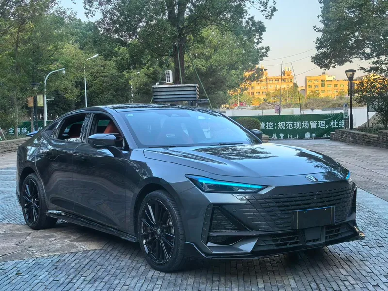 Changan UNI-V 2023 1.5T Sports version exterior photo 9 Changan UNI-V 2023 1.5T Sports version exterior photo 9