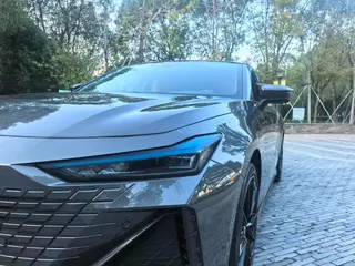 Changan UNI-V 2023 1.5T Sports version exterior photo 10 Changan UNI-V 2023 1.5T Sports version exterior photo 10