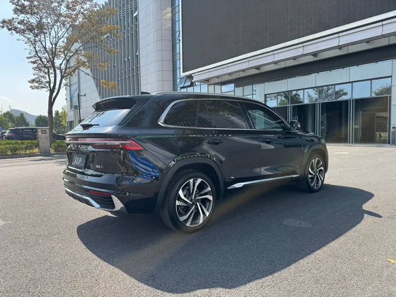Geely Monjaro 2024 2.0TD High-power automatic two-wheel drive skyline version exterior photo 5 Geely Monjaro 2024 2.0TD High-power automatic two-wheel drive skyline version exterior photo 5