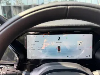 Geely Monjaro 2024 2.0TD High-power automatic two-wheel drive skyline version interior photo 10 Geely Monjaro 2024 2.0TD High-power automatic two-wheel drive skyline version interior photo 10