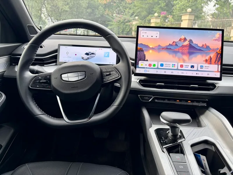 Geely Preface 2025 1.5T Oriente Yao Edición Kunlun interior foto 9 Geely Preface 2025 1.5T Oriente Yao Edición Kunlun interior foto 9