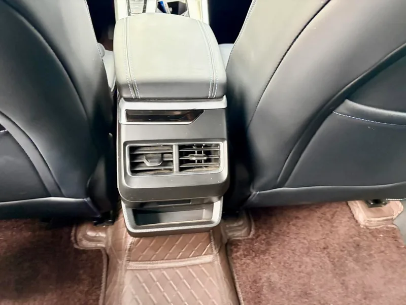Geely Preface 2025 1.5T Oriente Yao Edición Kunlun interior foto 11 Geely Preface 2025 1.5T Oriente Yao Edición Kunlun interior foto 11