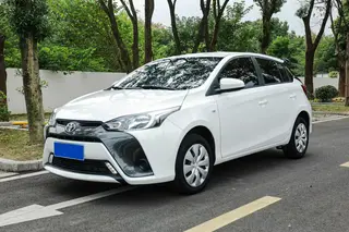 Toyota Yaris L 2021 1.5L CVT Versión líder