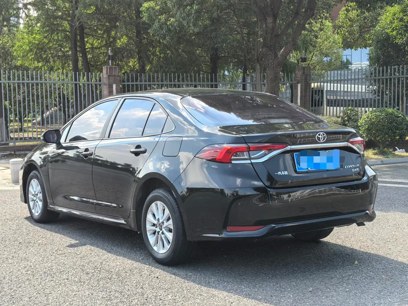 Toyota Corolla 2019 1.2T S-CVT GL-i Elite Edition exterior photo 4 Toyota Corolla 2019 1.2T S-CVT GL-i Elite Edition exterior photo 4
