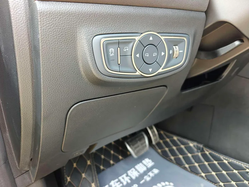 Jetour X90 PLUS 2024 1.6TD DCT Villa PRO interior foto 19 Jetour X90 PLUS 2024 1.6TD DCT Villa PRO interior foto 19