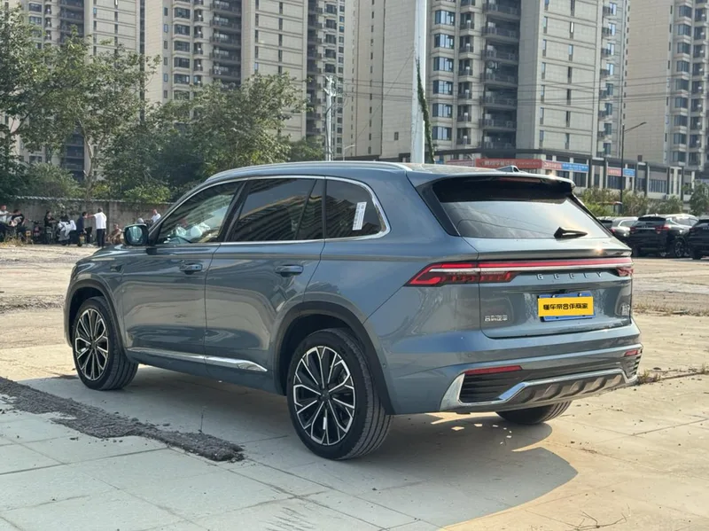 Geely Monjaro 2026 2.0TD High-power automatic four-wheel drive oriental obsidian full moon version interior photo 10 Geely Monjaro 2026 2.0TD High-power automatic four-wheel drive oriental obsidian full moon version interior photo 10
