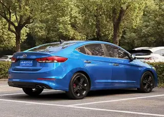 Hyundai Elantra Lingdong 2018 1.4T Double embrayage et éblouissement Type de vitalité extérieur photo 5