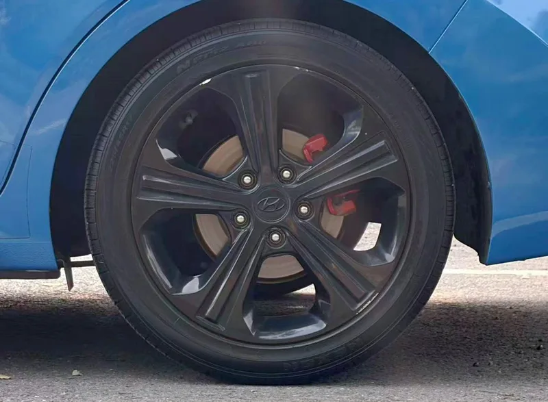 Hyundai Elantra Lingdong 2018 1.4T Double embrayage et éblouissement Type de vitalité intérieur photo 9
