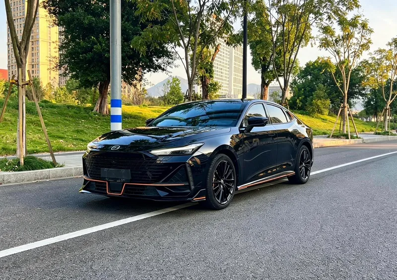 Changan UNI-V 2023 1.5T Sports version exterior photo 1 Changan UNI-V 2023 1.5T Sports version exterior photo 1