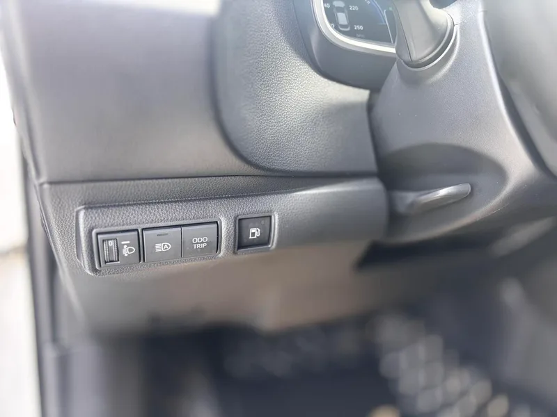 Toyota Levin 2023 Dual Power 1.8L Luxury Edition interior photo 17 Toyota Levin 2023 Dual Power 1.8L Luxury Edition interior photo 17