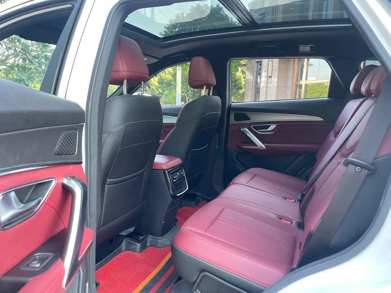 Jetour X70 PLUS 2025 Version championnat 1.5T DCT Champion MAX 5 Siège extérieur photo 6 Jetour X70 PLUS 2025 Version championnat 1.5T DCT Champion MAX 5 Siège extérieur photo 6