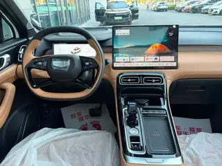 Geely Boyue L 2025 Cuarta generación 1.5TD DCT Río de montaña interior foto 12 Geely Boyue L 2025 Cuarta generación 1.5TD DCT Río de montaña interior foto 12