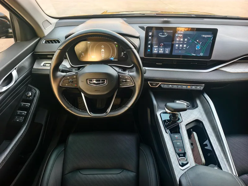 Geely Preface 2023 2.0T Luxury type interior photo 12 Geely Preface 2023 2.0T Luxury type interior photo 12