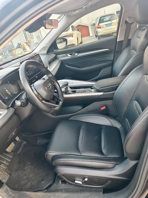 Geely Preface 2023 2.0T Luxury type interior photo 15 Geely Preface 2023 2.0T Luxury type interior photo 15