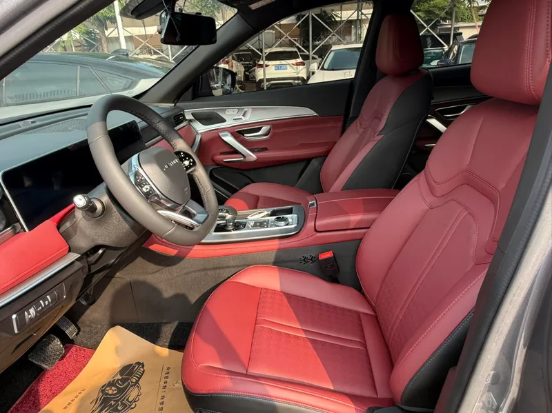 Jetour X70 PLUS 2025 Champion Edition 1.5T DCT Champion PRO 7 seat exterior photo 7 Jetour X70 PLUS 2025 Champion Edition 1.5T DCT Champion PRO 7 seat exterior photo 7