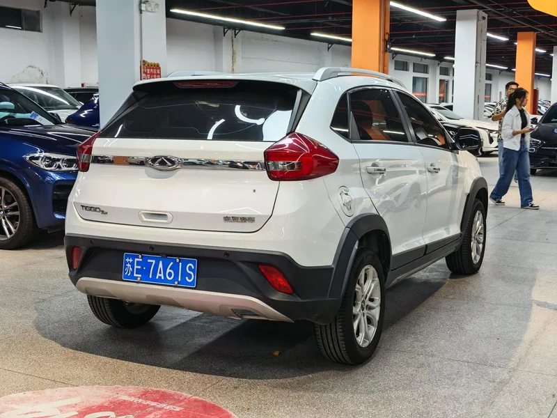 Chery Tiggo 3x 2020 Versión de calidad 1.5L CVT Edición de lujo exterior foto 5 Chery Tiggo 3x 2020 Versión de calidad 1.5L CVT Edición de lujo exterior foto 5