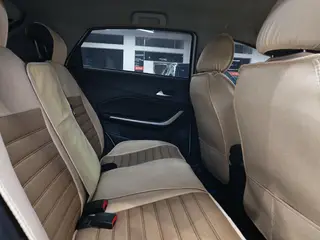 Chery Tiggo 3x 2020 Versión de calidad 1.5L CVT Edición de lujo interior foto 12 Chery Tiggo 3x 2020 Versión de calidad 1.5L CVT Edición de lujo interior foto 12