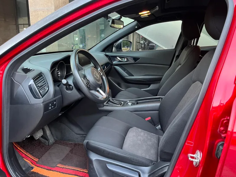 Mazda CX-4 2021 2.0L Versión de exploración del cielo azul con tracción en dos ruedas interior foto 7 Mazda CX-4 2021 2.0L Versión de exploración del cielo azul con tracción en dos ruedas interior foto 7