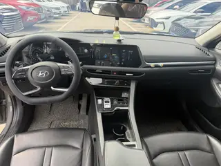 Hyundai Sonata 2020 270TGDi GL DCT Versión líder exterior foto 4 Hyundai Sonata 2020 270TGDi GL DCT Versión líder exterior foto 4