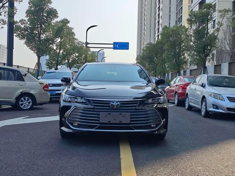 Toyota Avalon 2021 2.5L Edición de lujo exterior foto 6 Toyota Avalon 2021 2.5L Edición de lujo exterior foto 6