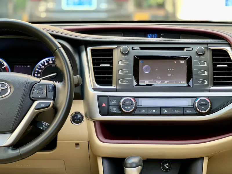 Toyota Highlander 2015 2.0T Edición de lujo con tracción en las cuatro ruedas 7 Asiento exterior foto 9 Toyota Highlander 2015 2.0T Edición de lujo con tracción en las cuatro ruedas 7 Asiento exterior foto 9